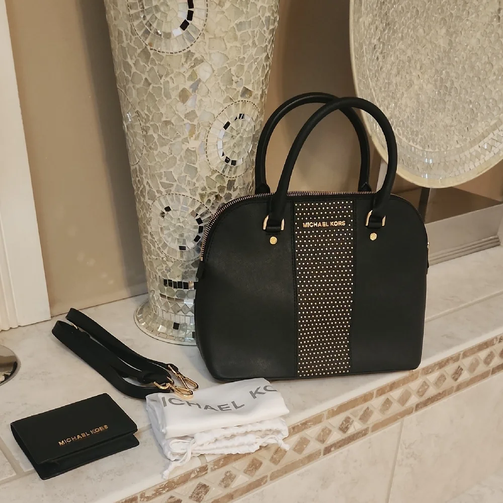 🌟 MICHAEL KORS 